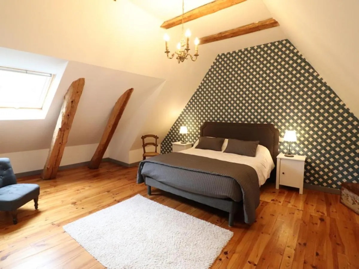 Maison De Maitre Renovee Avec Jardin, Cheminee Et Wi-Fi Pres De Super-Lioran - Fr-1-742-26 Laveissiere Holiday home