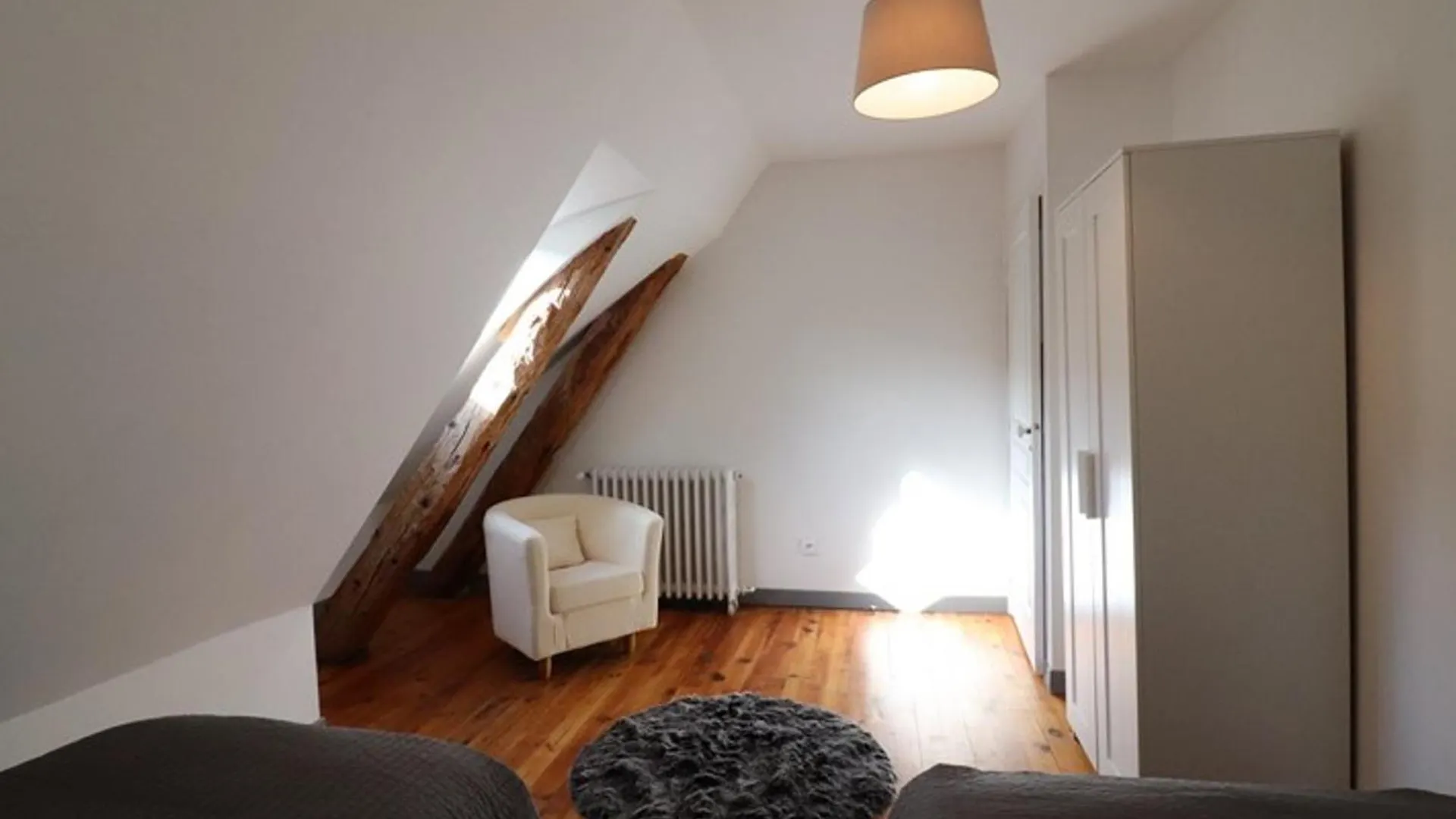 Holiday home Maison De Maitre Renovee Avec Jardin, Cheminee Et Wi-Fi Pres De Super-Lioran - Fr-1-742-26 Laveissiere
